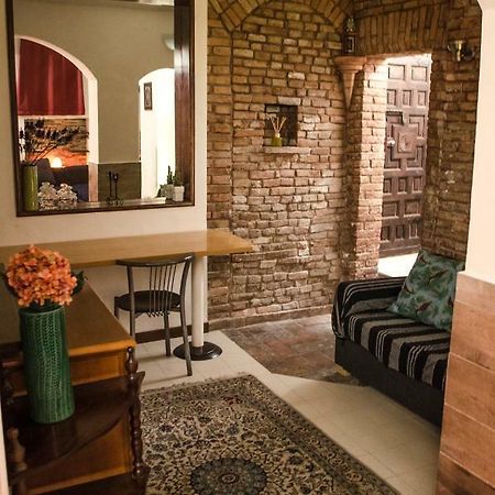 Medieval Central Apartment Болонья Экстерьер фото