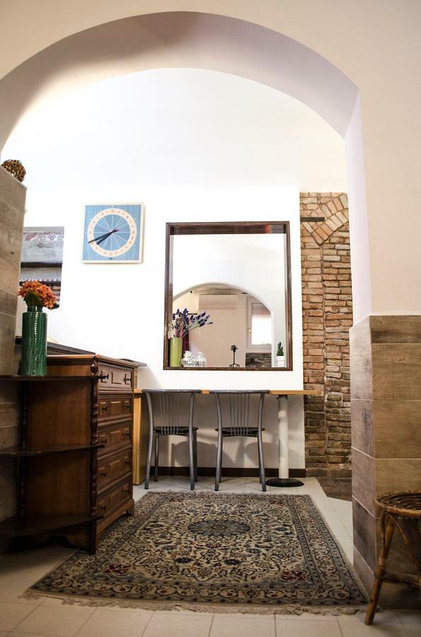 Medieval Central Apartment Болонья Экстерьер фото
